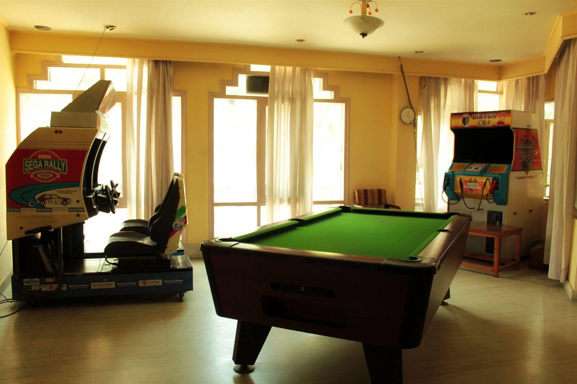 Bravia Hotel Manali Inn Экстерьер фото